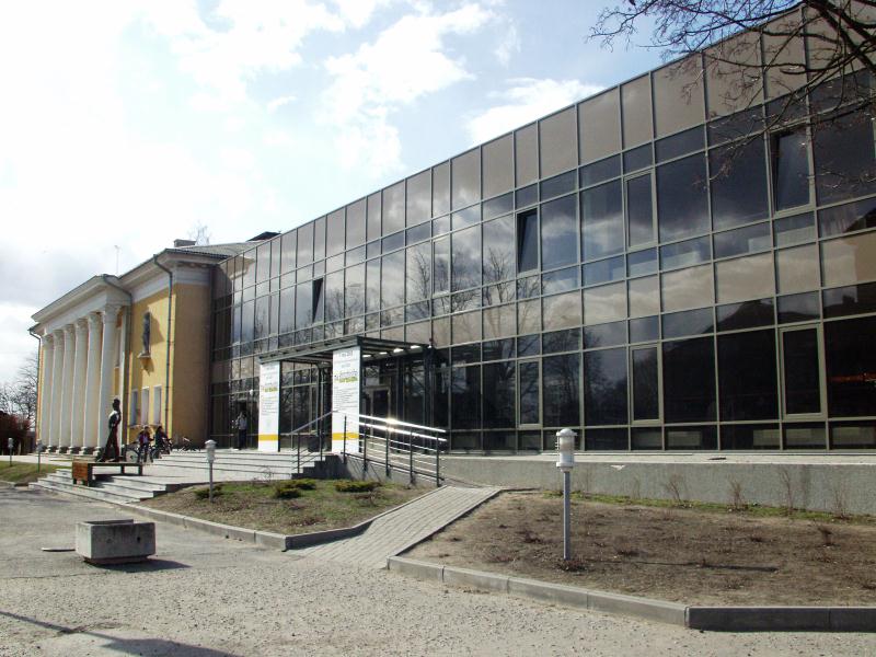 File:Viljandi Spordihoone.jpg
